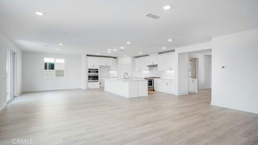 Property Photo: 34111 Red Berry Lane CA 92596