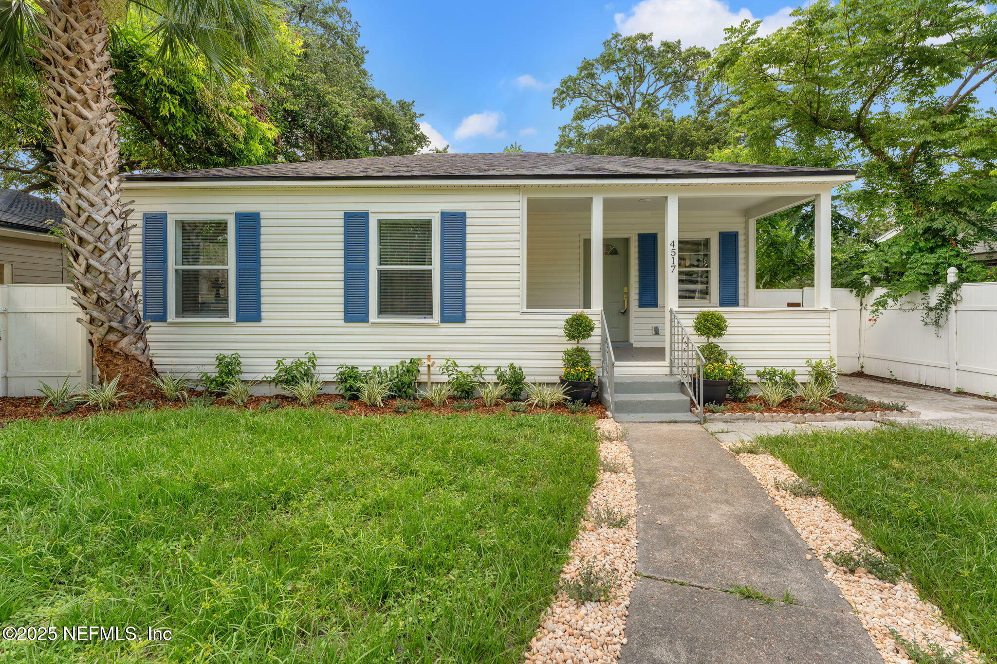 Property Photo: 4517 Delta Avenue FL 32205