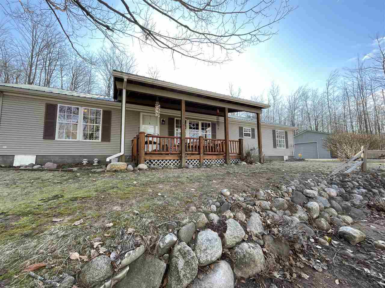 Property Photo: 3035 Blackberry Ln MI 49706