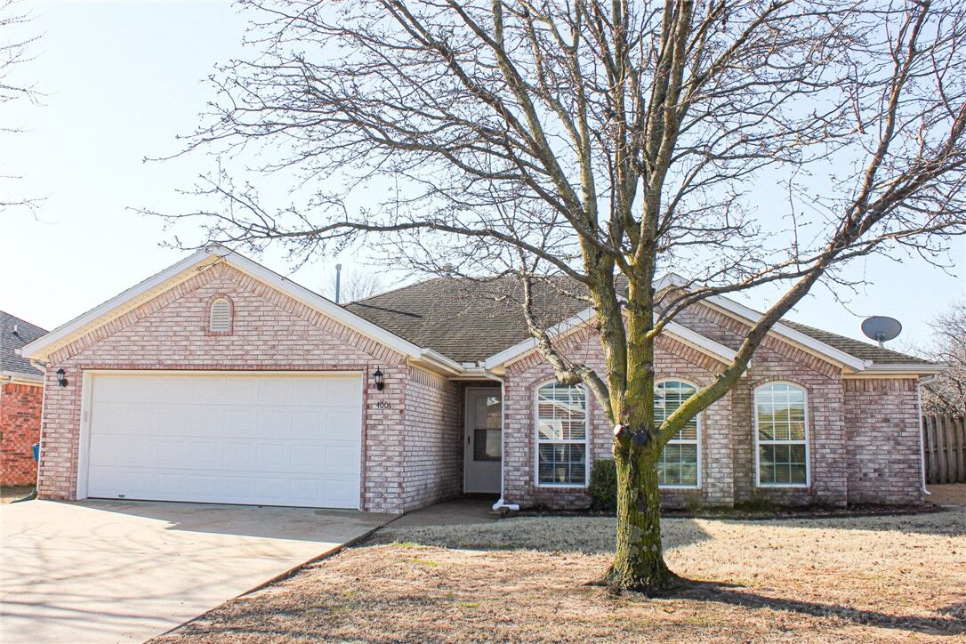 Property Photo:  4001 Moline Avenue  AR 72712 