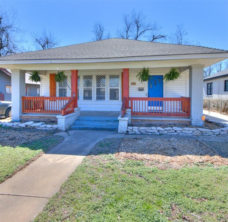 Property Photo:  2136 NW 12th Street  OK 73107 