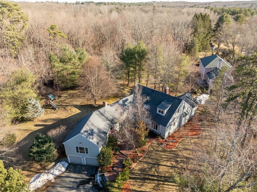 Property Photo:  198 River Rd  MA 01810 