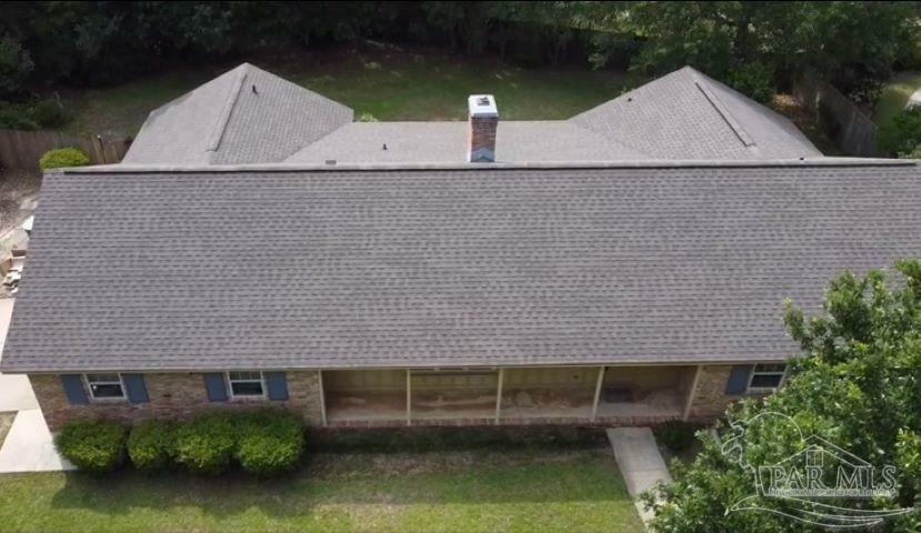 Property Photo: 6311 Alvarado Rd FL 32504