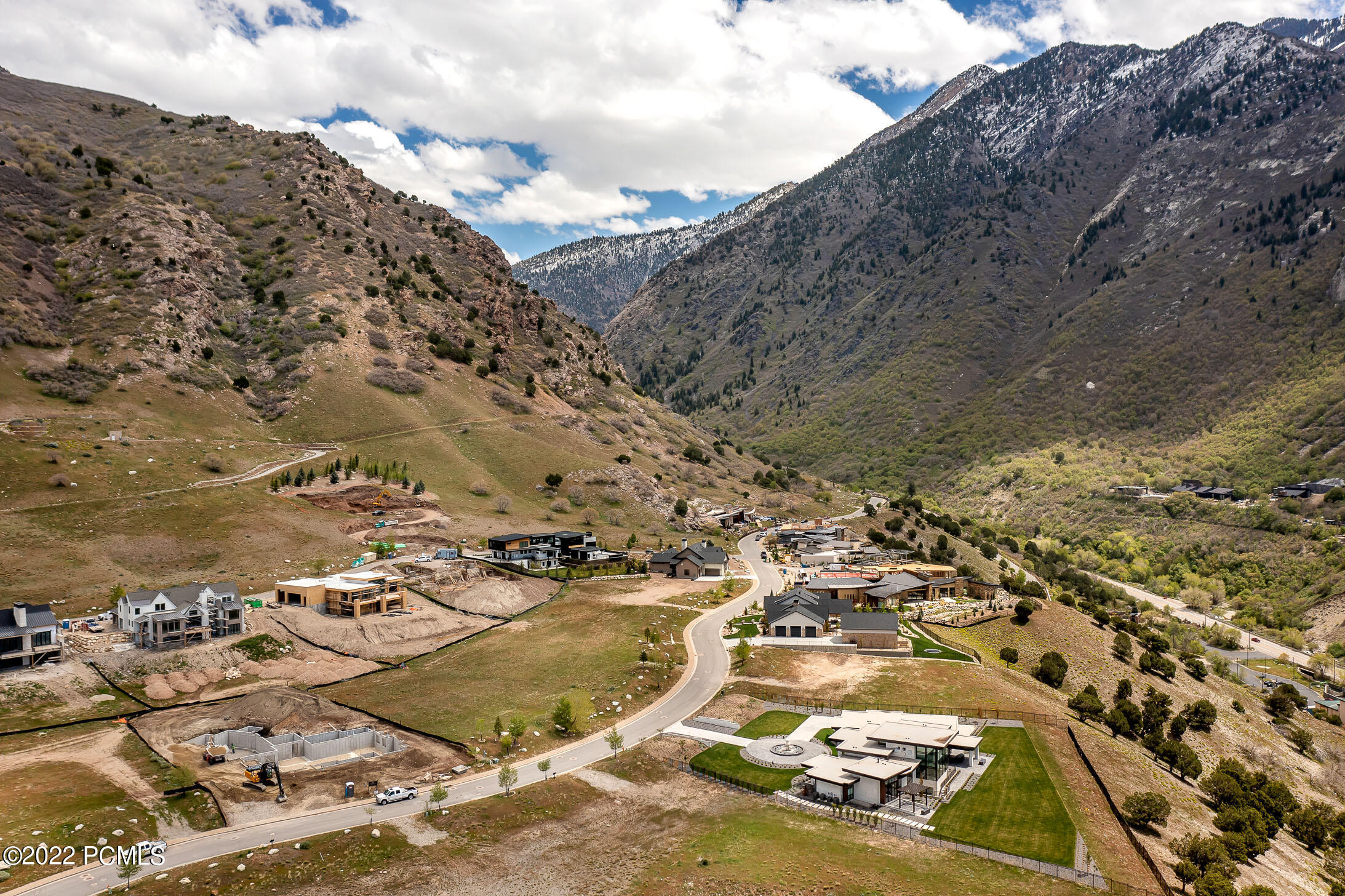 Property Photo:  7051 S City View Drive  UT 84121 