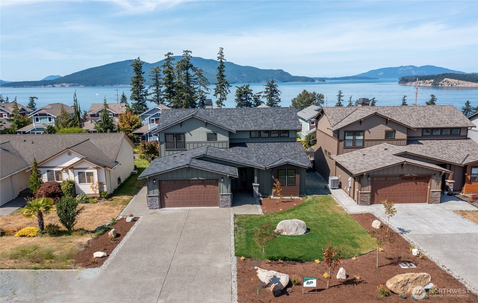 Property Photo:  3910 W 3rd Street  WA 98221 