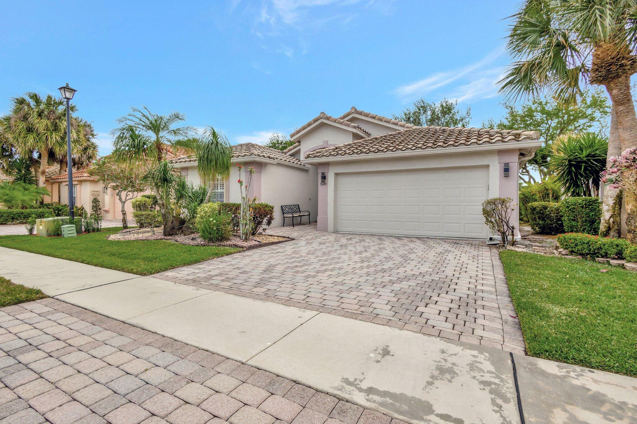 Property Photo:  7644 Caprio Drive  FL 33472 