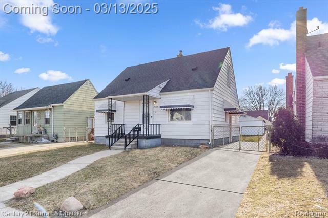 Property Photo:  19124 Harman Street  MI 48122 