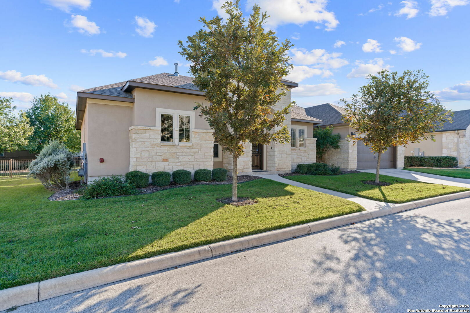 Property Photo: 4610 Camden Heights TX 78261