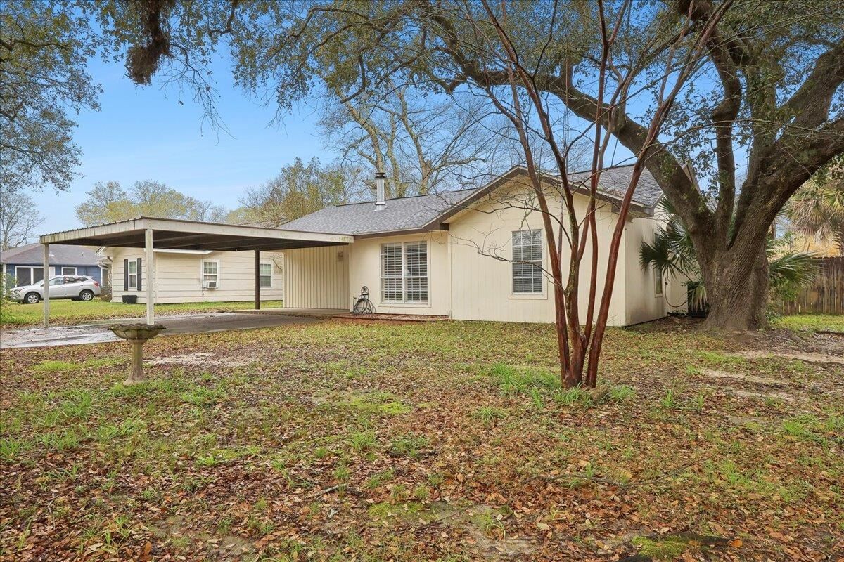 Property Photo:  9 Circle P  TX 77630 