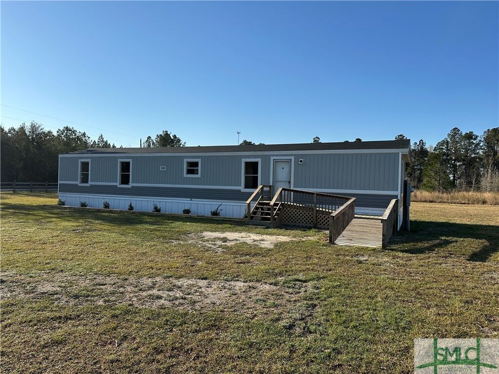 Property Photo:  17 Jerold Jones Drive  GA 31545