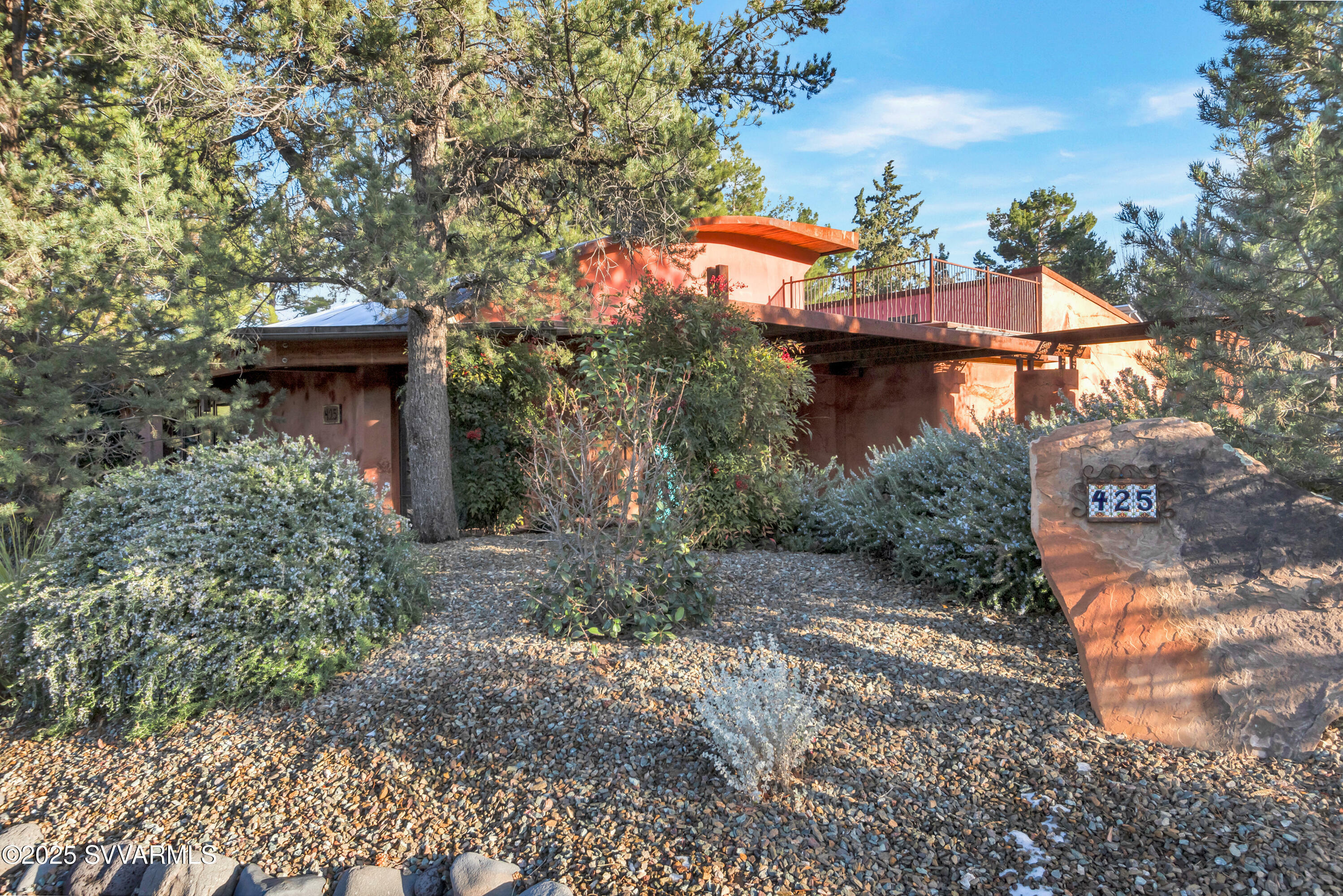 Property Photo:  425 Montazona Tr  AZ 86351 