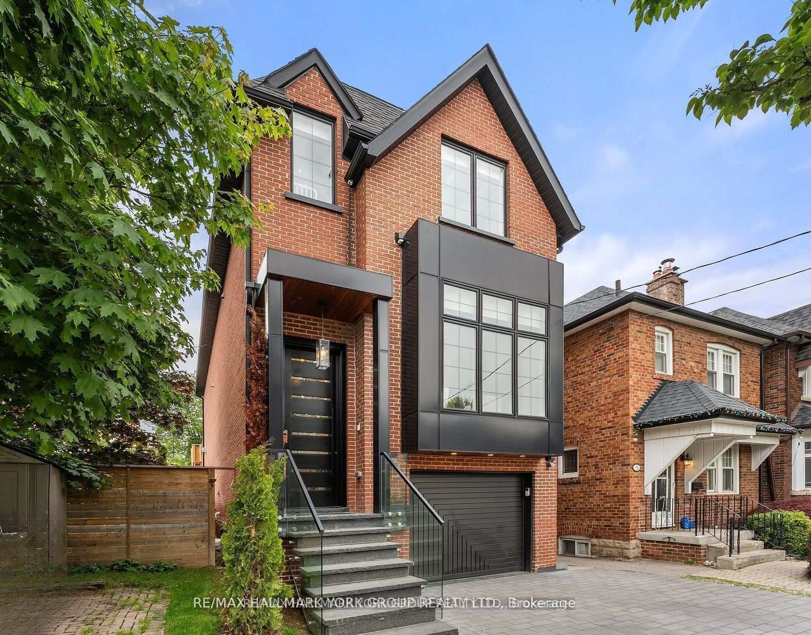 Property Photo: 100 Roe Avenue ON M5M 2H7