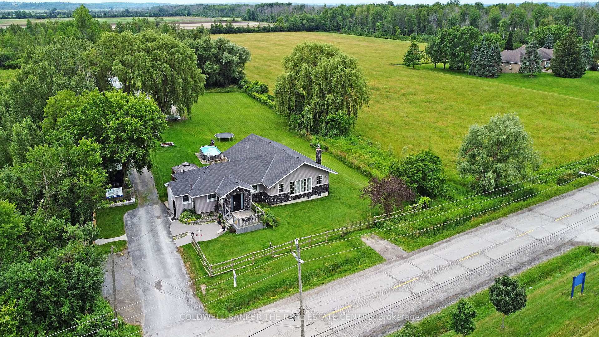 Property Photo:  1109 Ravenshoe Road  ON L9P 1R2 
