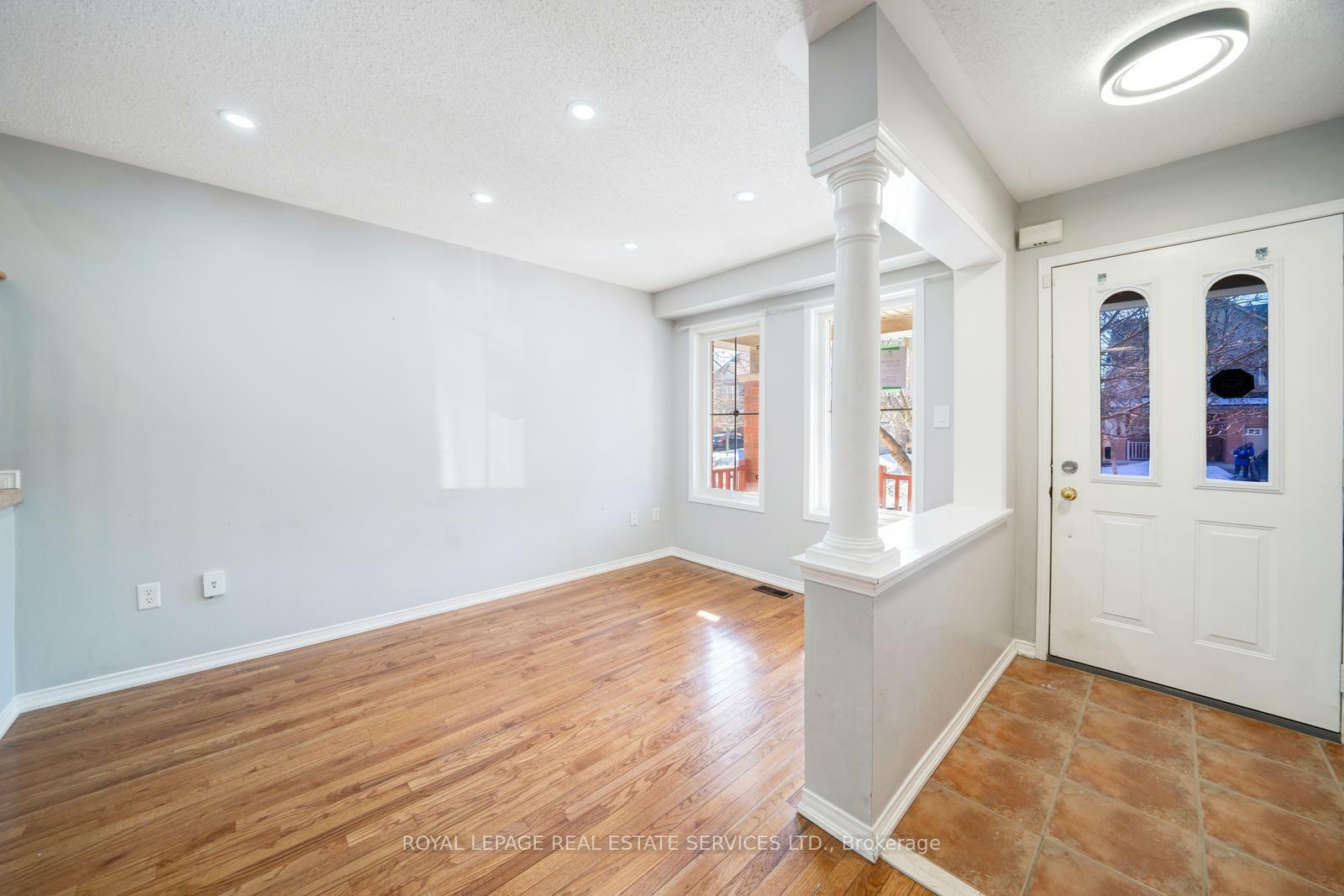 Property Photo:  1875 Secretariat Place  ON L1L 1C8 