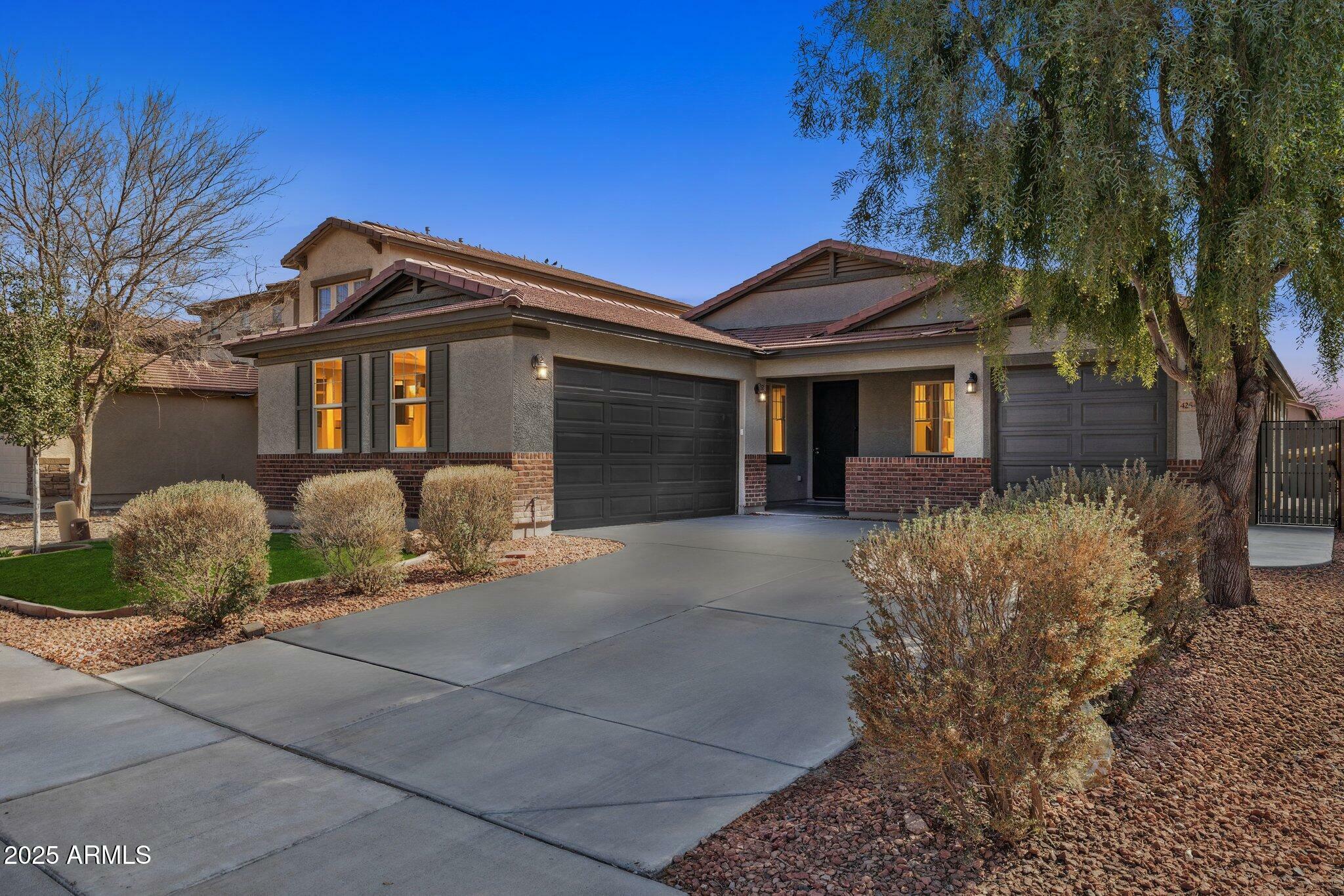 Property Photo:  42549 W Corvalis Lane  AZ 85138 