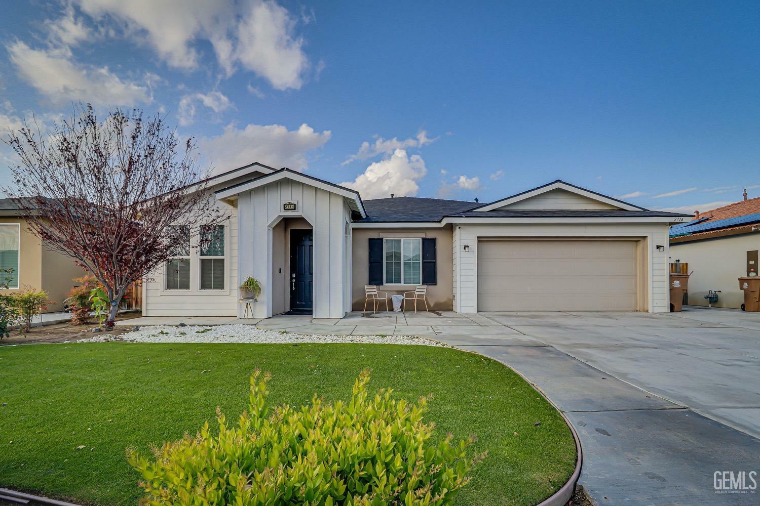 2714 Tara Leigh Drive  Bakersfield CA 93313 photo