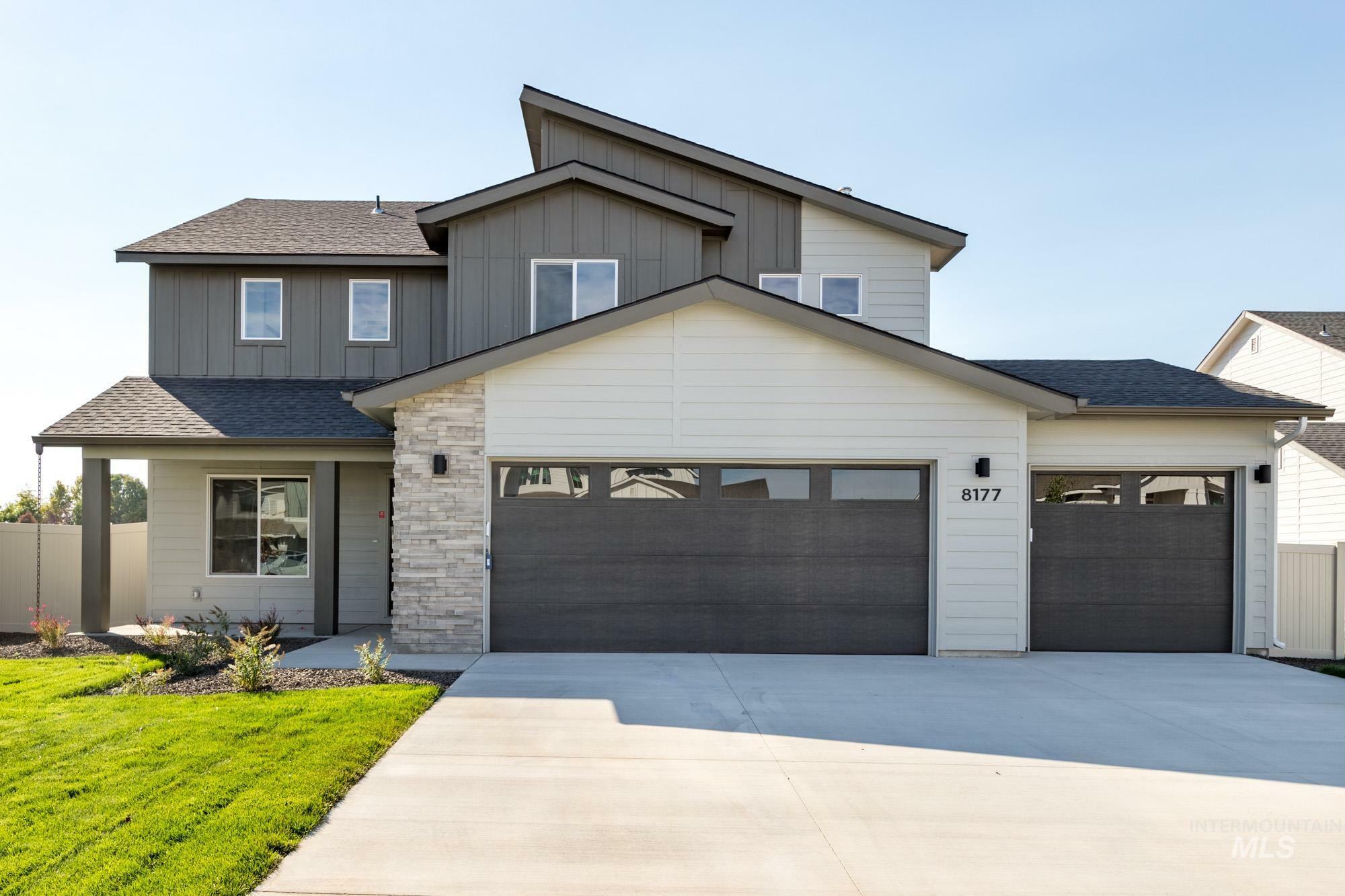 Property Photo: 1298 W Bass River Dr ID 83642