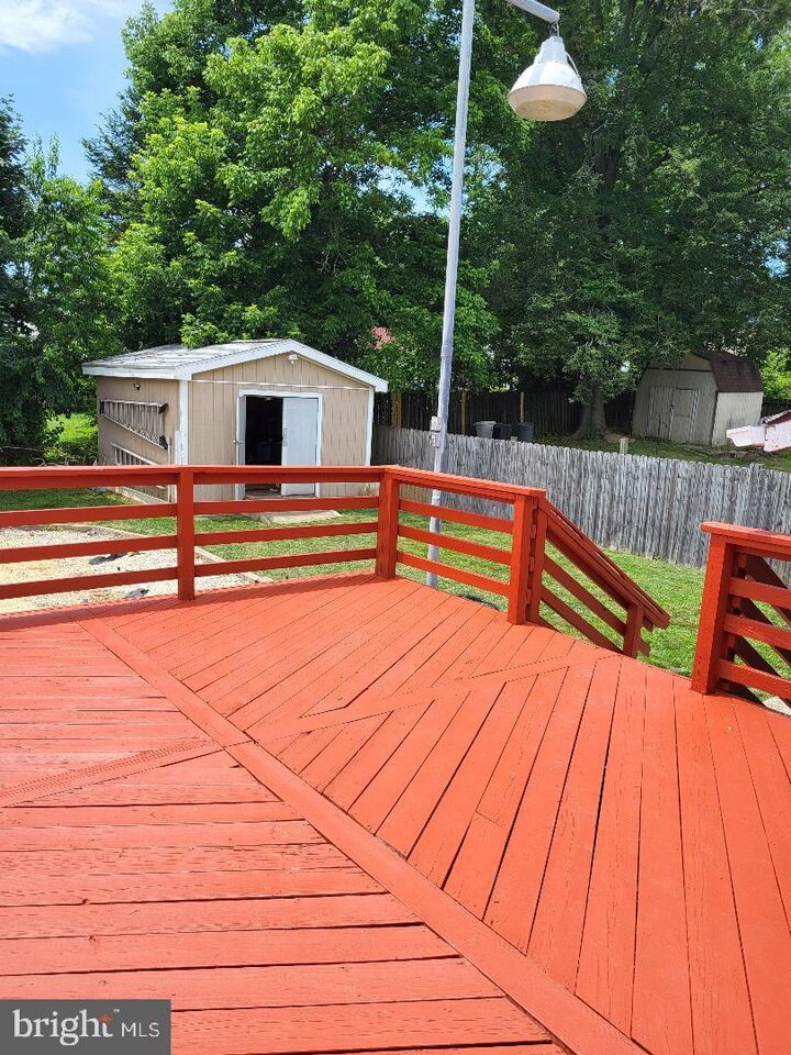 Property Photo: 5901 Sunset Avenue MD 21207