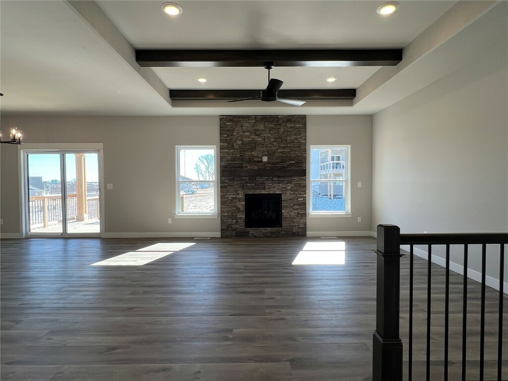 Property Photo: 1317 E Gable Way IA 52317