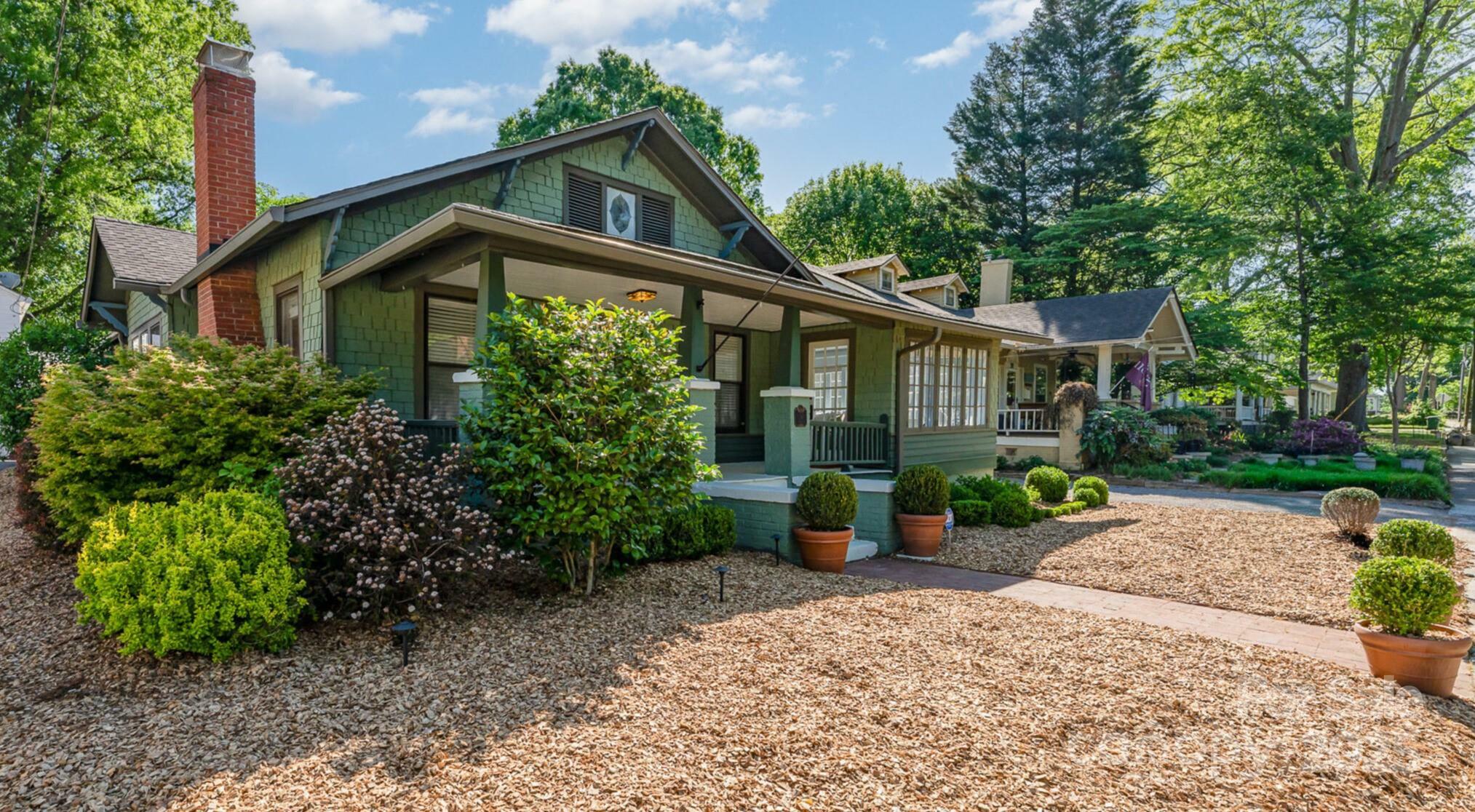 Property Photo: 36 Yorktown Street NW NC 28025