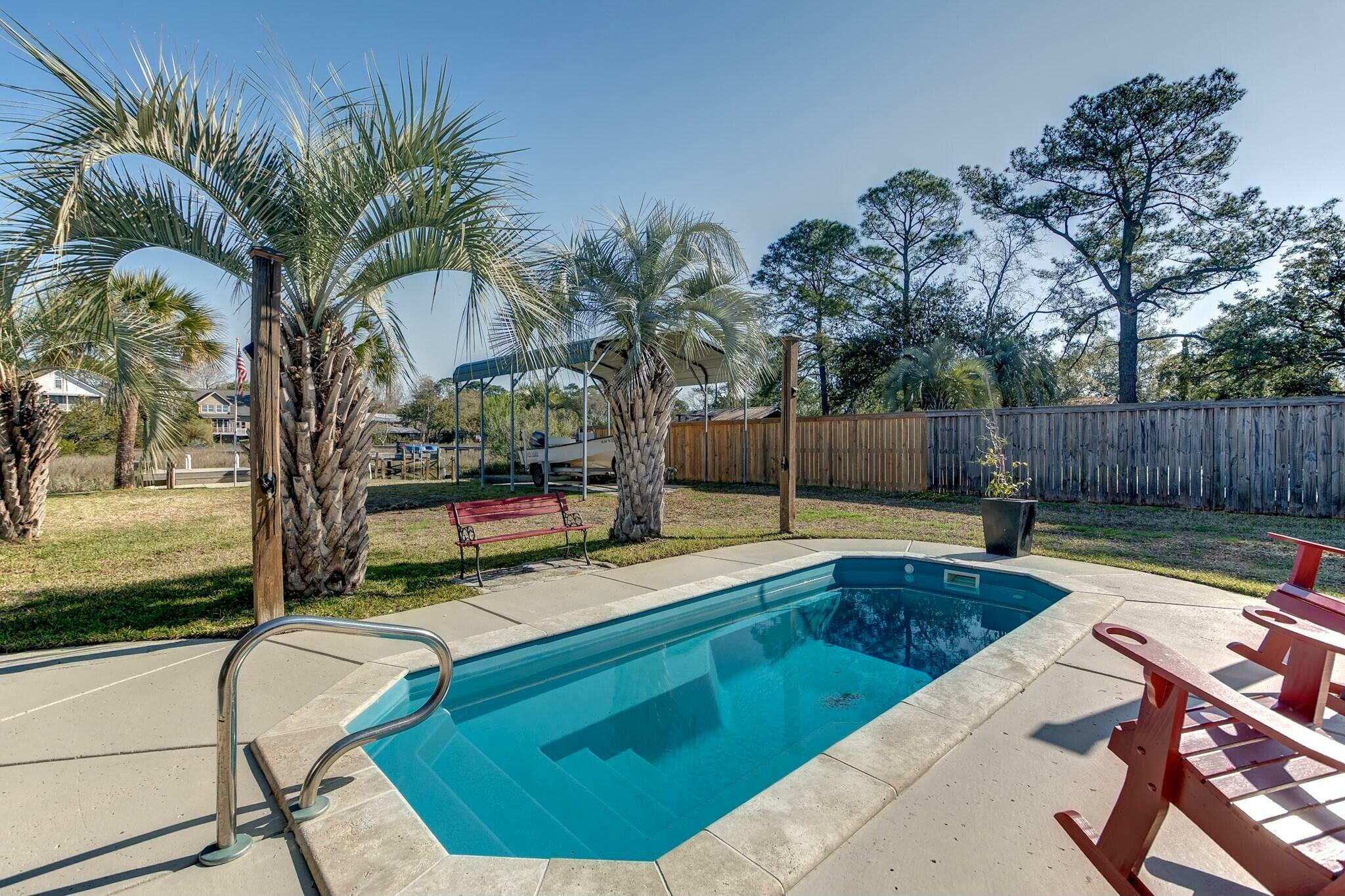 Property Photo: 1886 Capri Drive SC 29407
