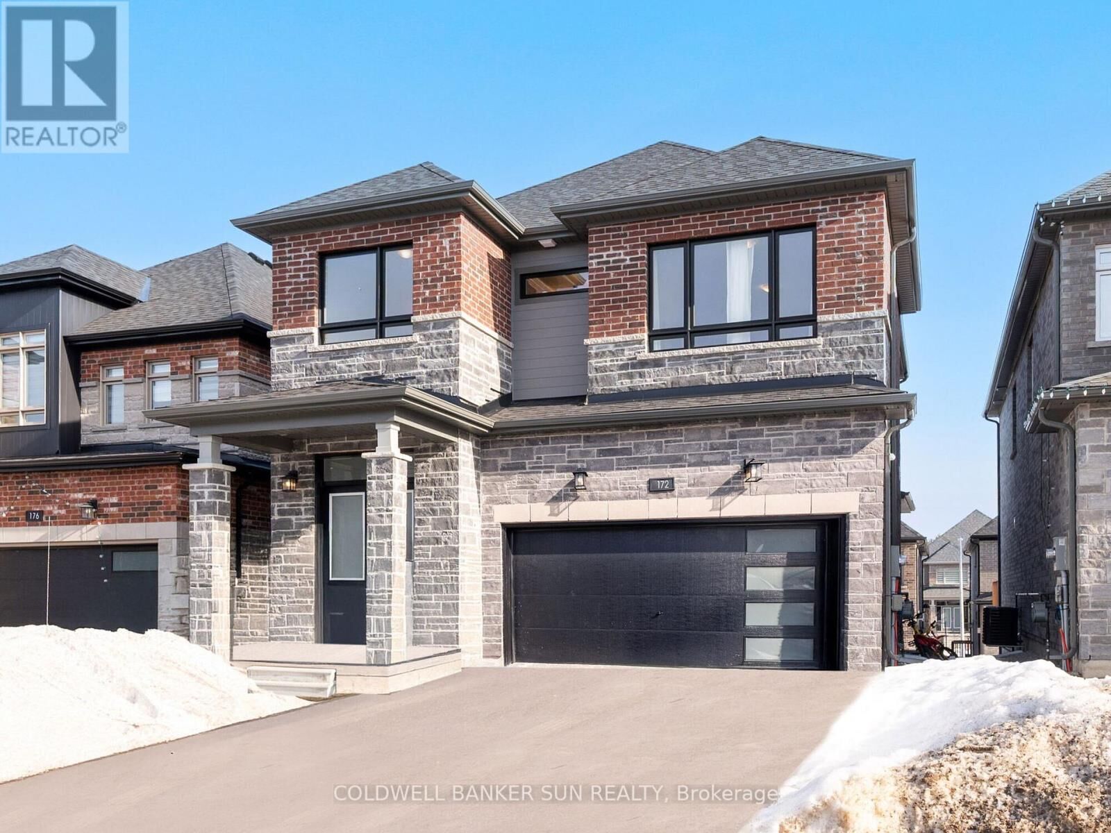 Photo de la propriété:  172 Franklin Trail  ON L9J 0J2 