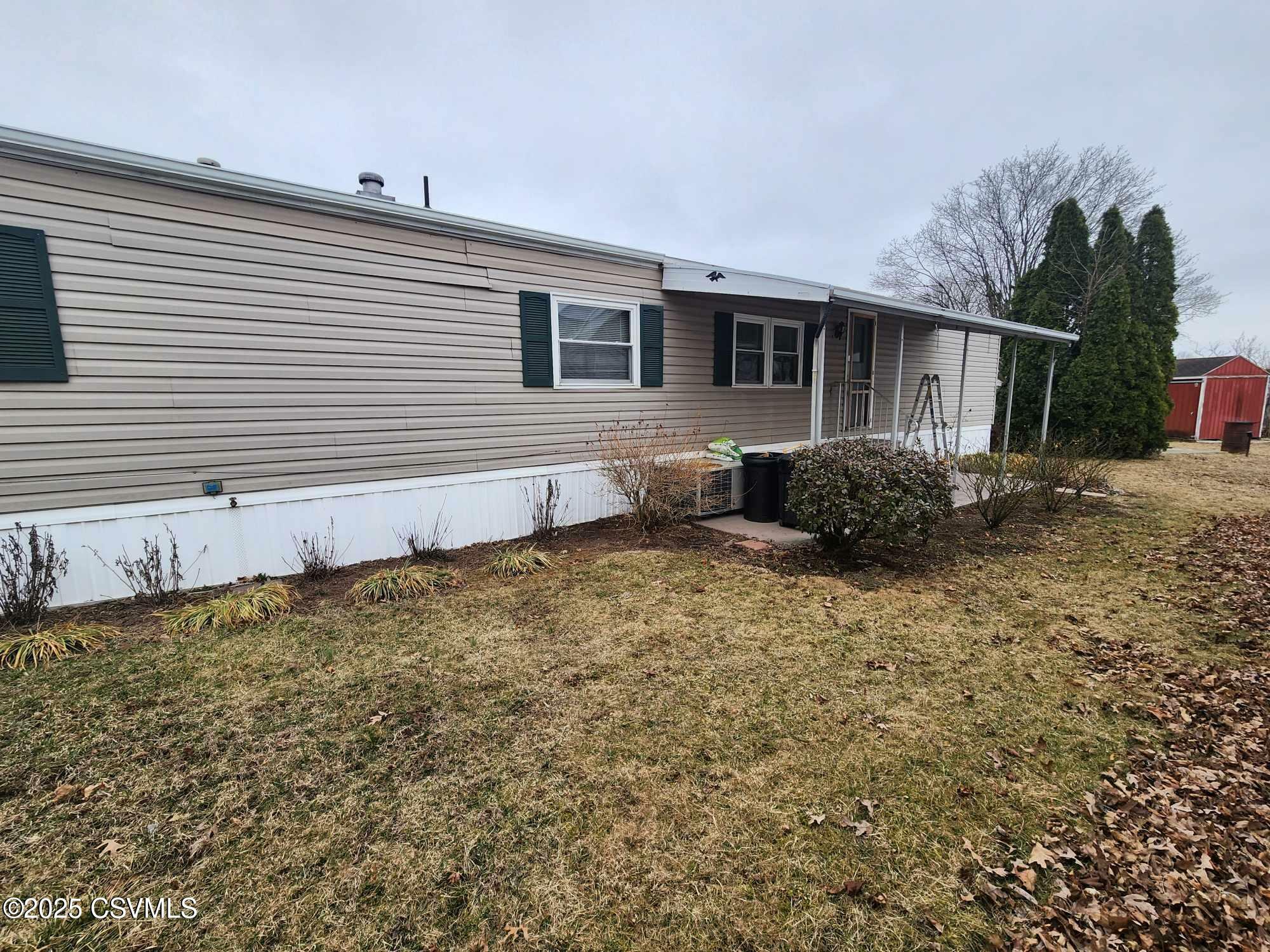 Property Photo: 258 Beaver Court PA 17837