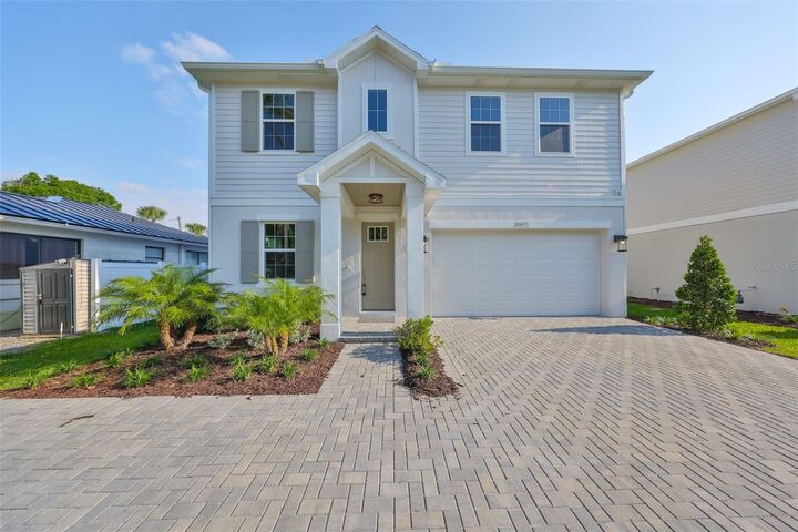 Property Photo: 3915 W Euclid Avenue FL 33629