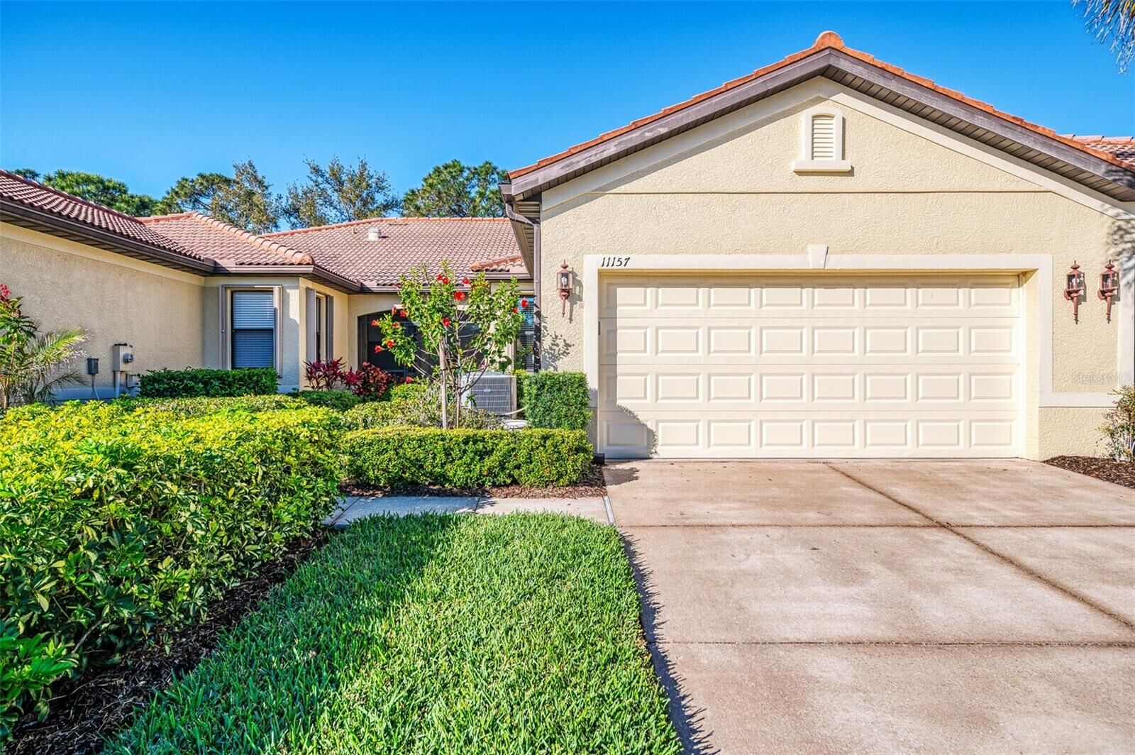 Property Photo:  11157 Batello Drive  FL 34292 