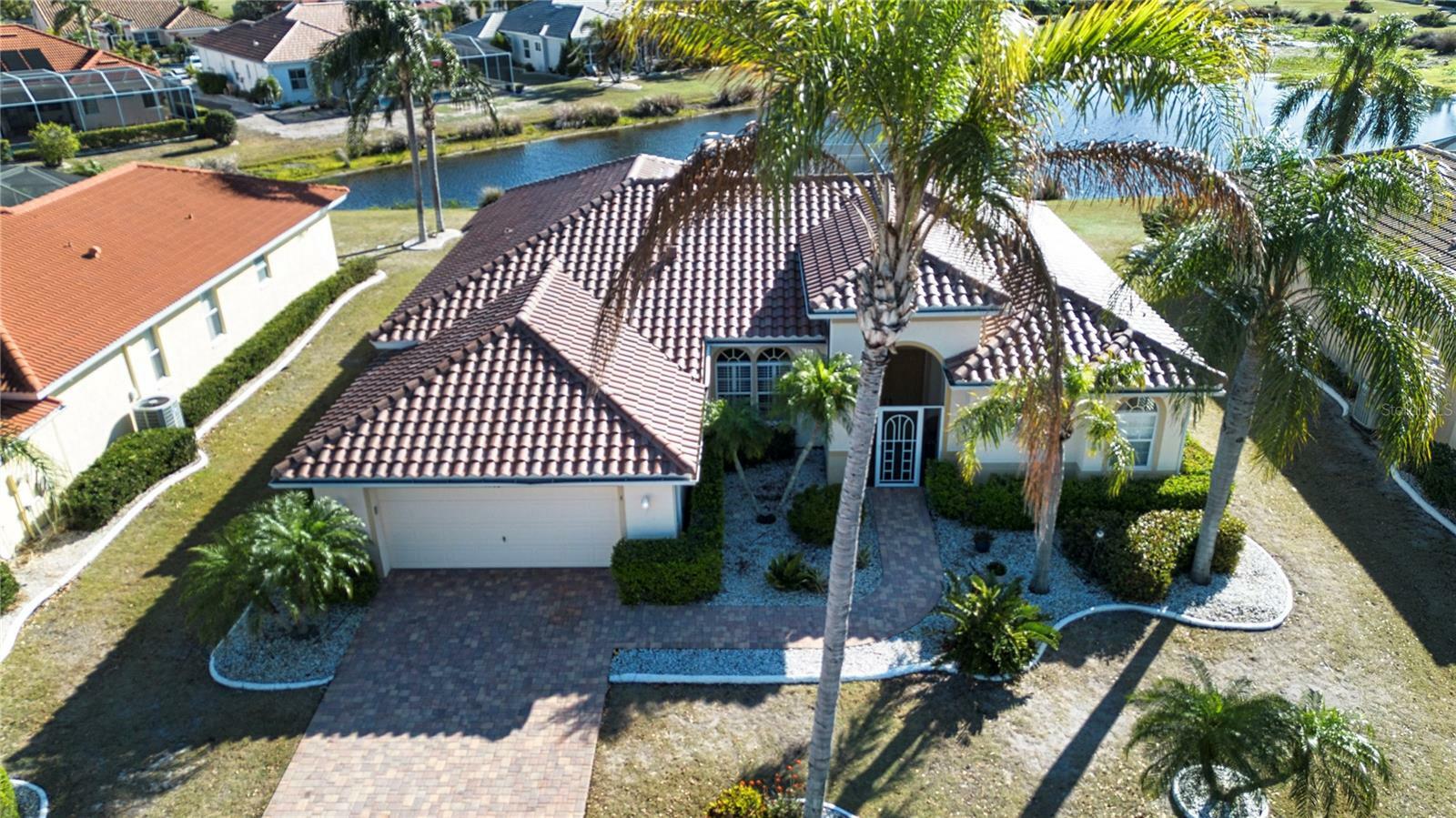 Property Photo: 1308 Crystal Greens Drive FL 33573
