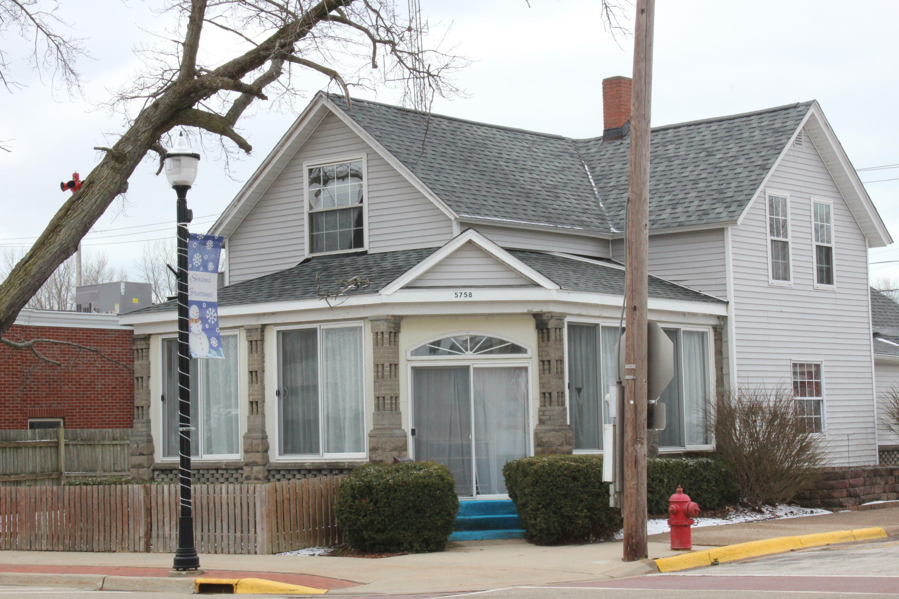 5758 St Joseph Avenue  Stevensville MI 49127 photo