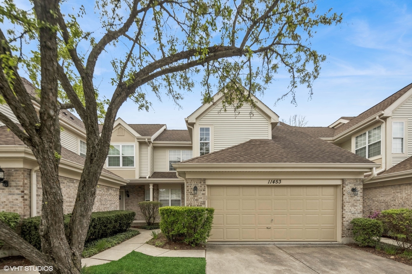 Property Photo: 11453 Enterprise Drive IL 60154
