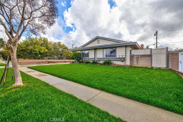 Property Photo: 1060 Bunbury Drive CA 90601