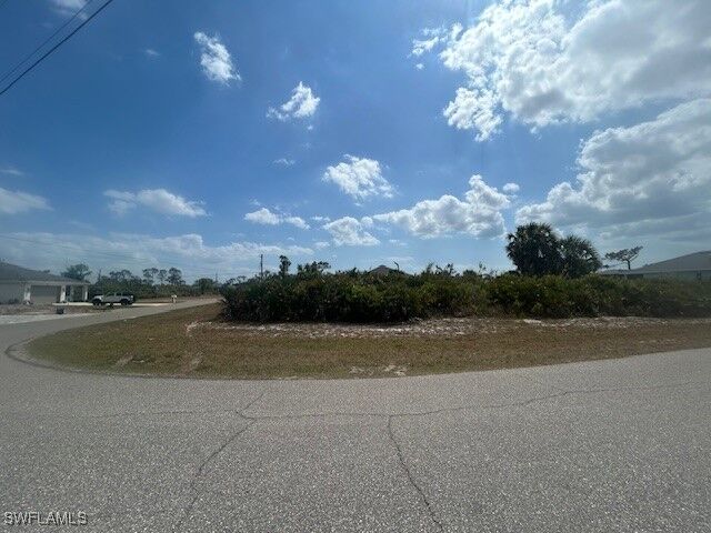 Property Photo:  131 Green Oak Park  FL 33947 
