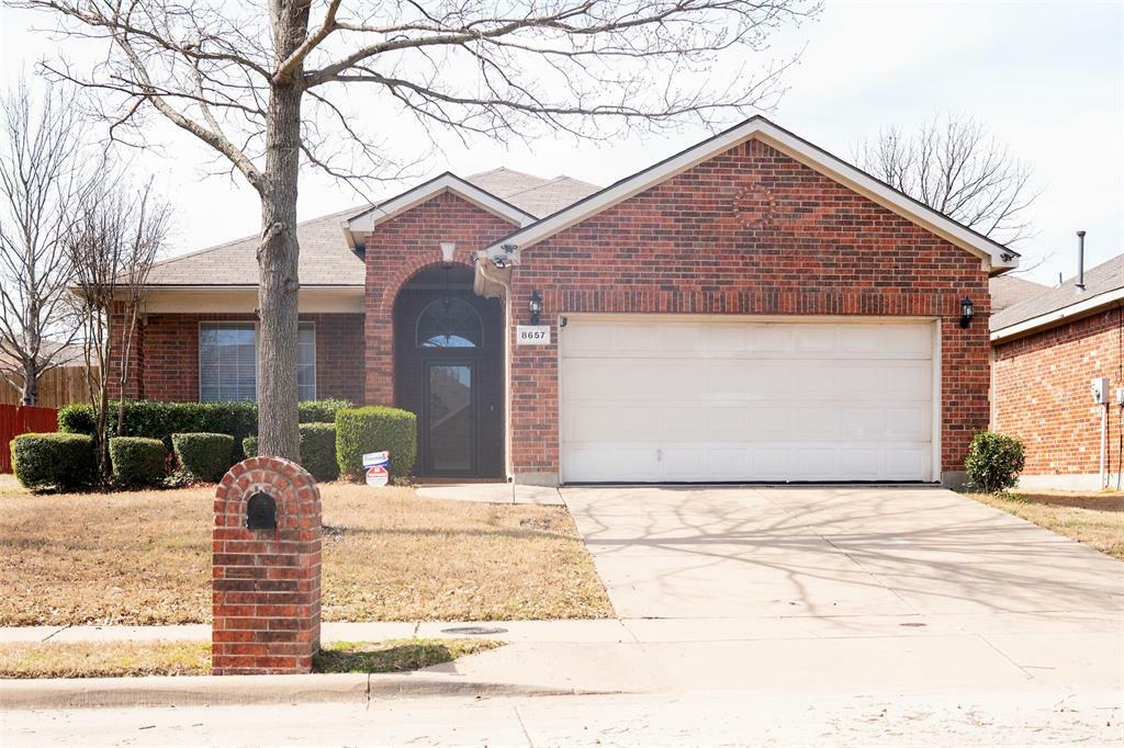 8657 Vista Grande Drive  Dallas TX 75249 photo