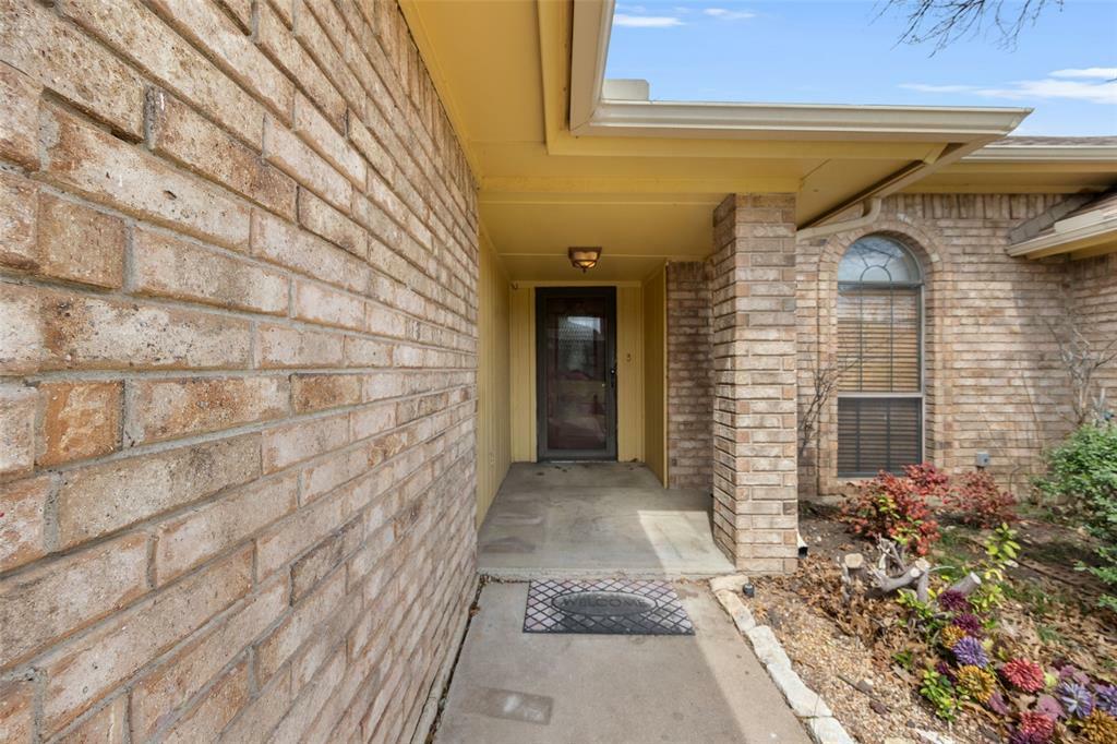 Property Photo:  7824 Mahonia Drive  TX 76133 