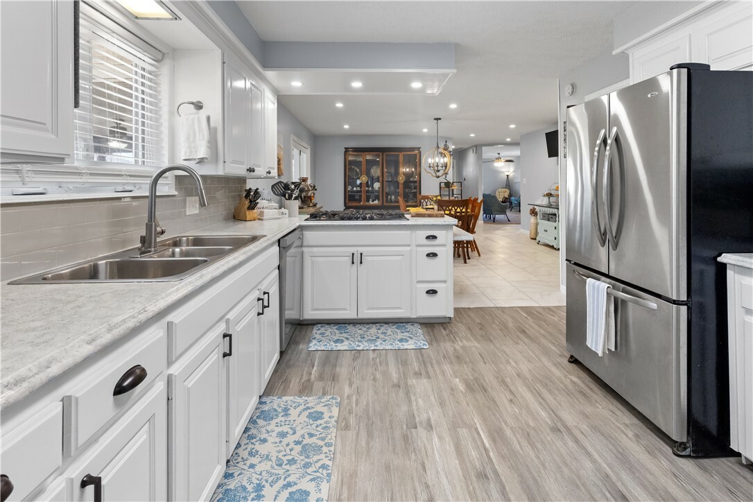 Property Photo: 1008 Eugene Street AR 72601