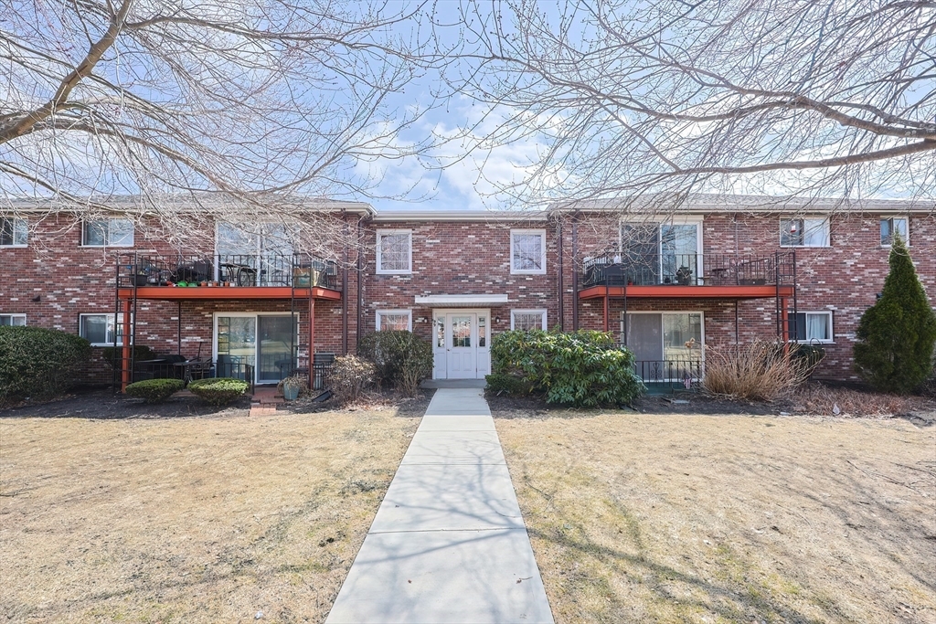 Property Photo: 99 Fountain Lane 5 MA 02190