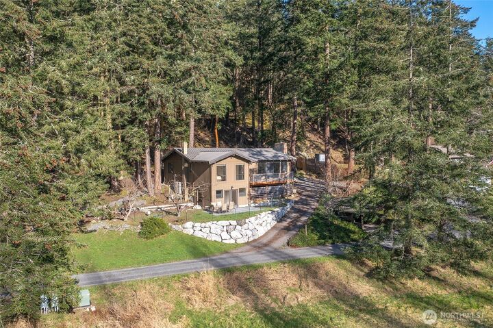 Property Photo: 297 Bay Head Road WA 98280