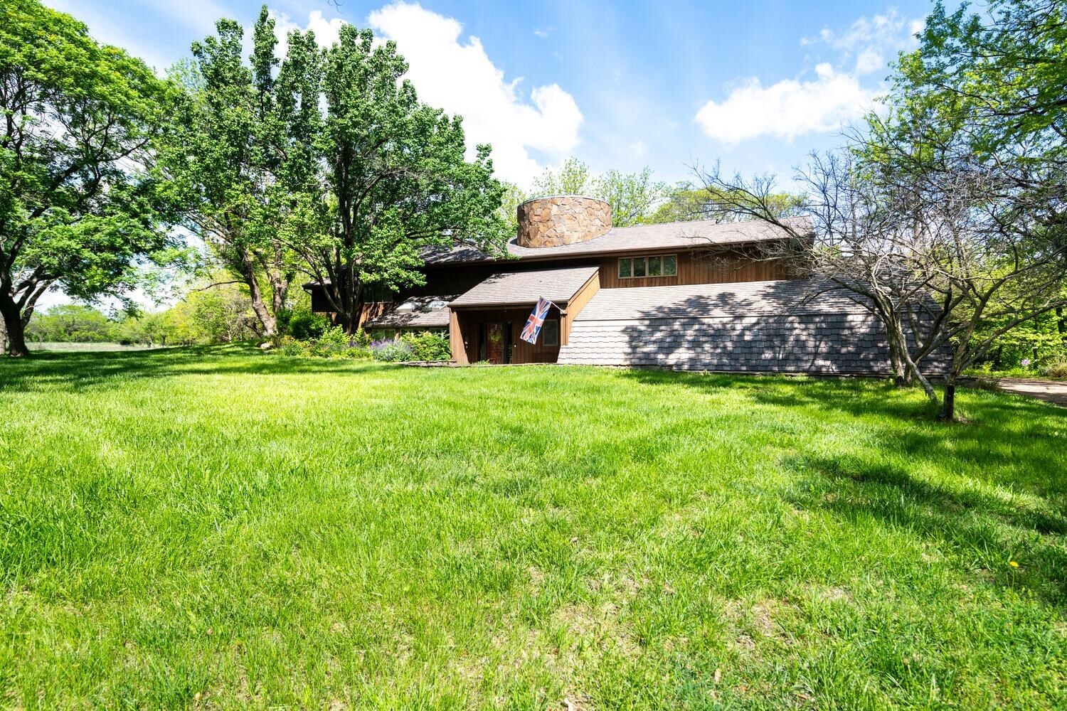 Property Photo:  1935 N Rose Hill Rd  KS 67133-9206 