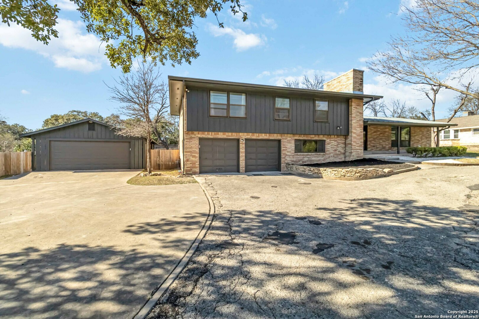 Property Photo:  103 Northcrest  TX 78213 