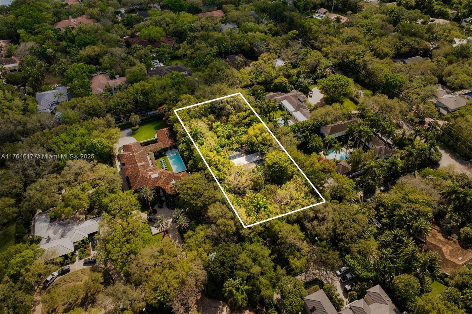 Property Photo:  5100 SW 85th St  FL 33143 