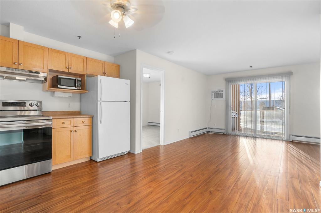 Property Photo:  215 Lowe Road 106  SK S7S 1N1 