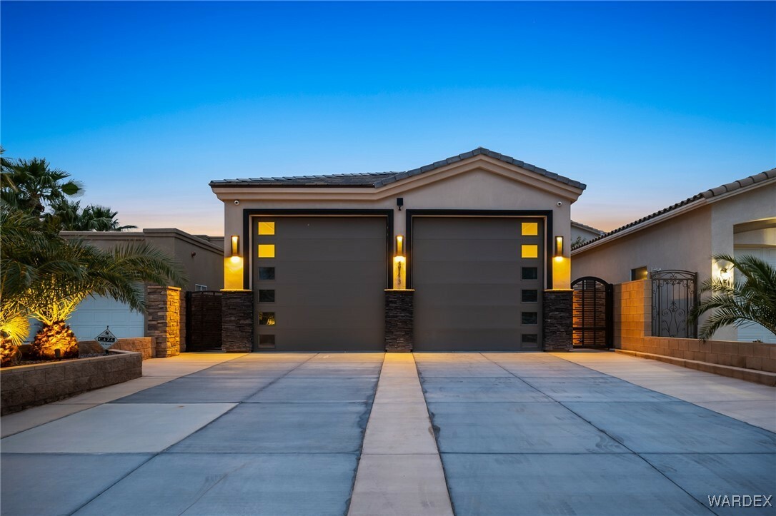 2943 Camino Del Rio  Bullhead City AZ 86442 photo