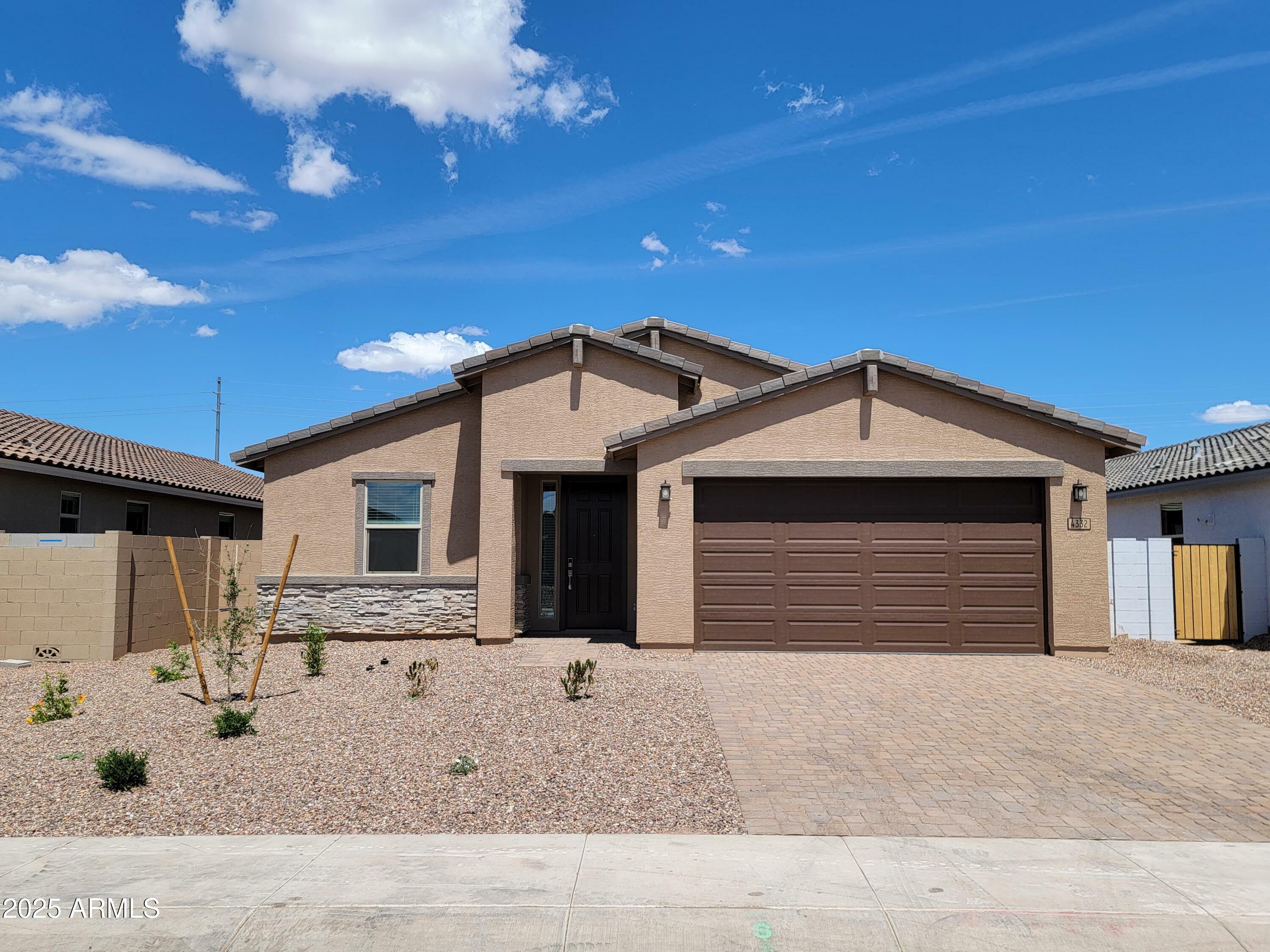 4332 W Hannah Street  San Tan Valley AZ 85144 photo