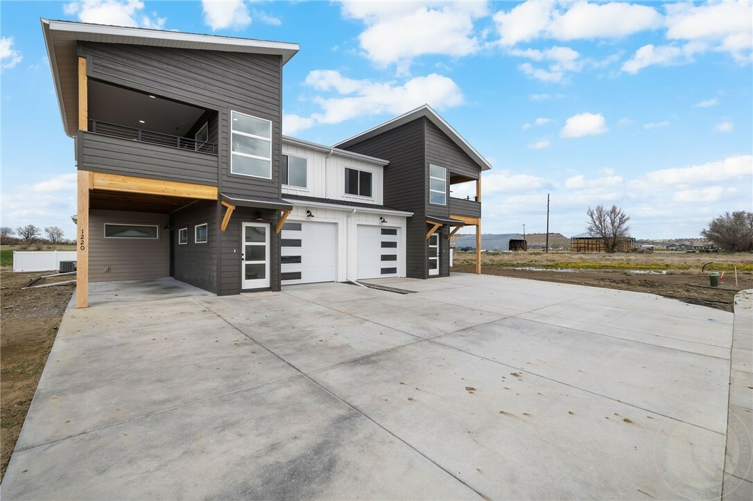 Property Photo: 1220-1222 Buffalo Crossing Dr. MT 59106