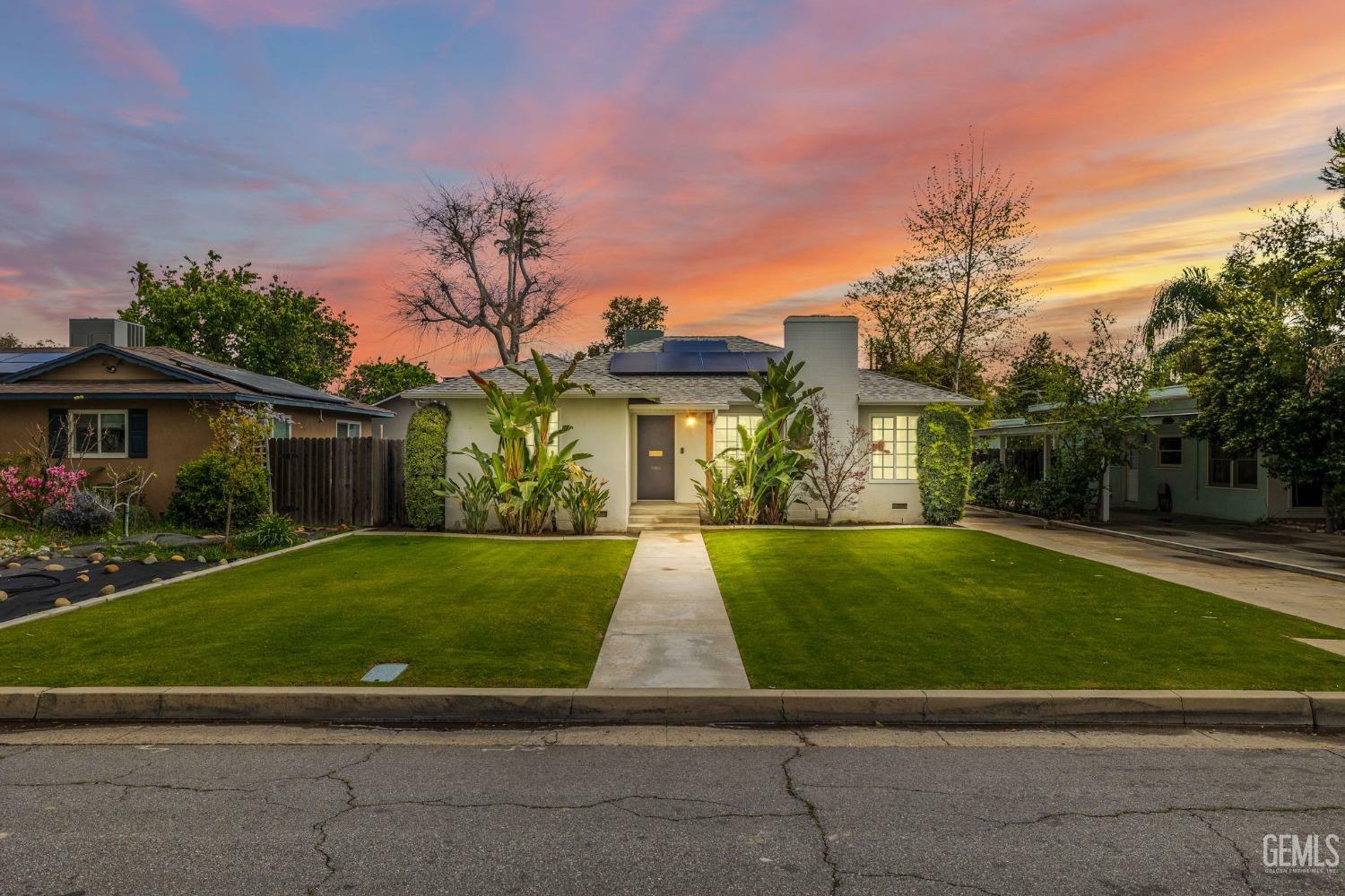 2532 Bay Street  Bakersfield CA 93301 photo