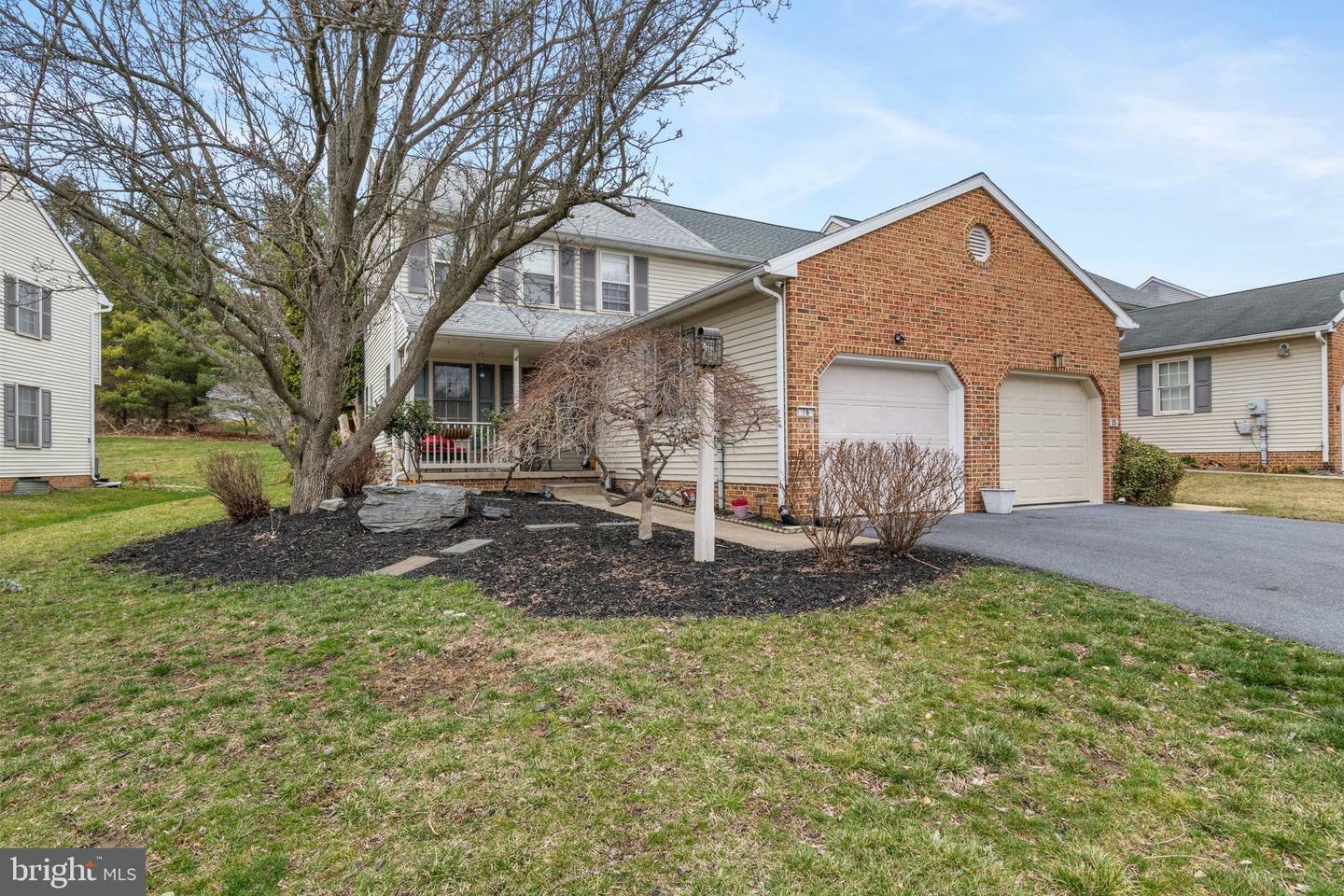 16 Greythorne Road  Lancaster PA 17603 photo