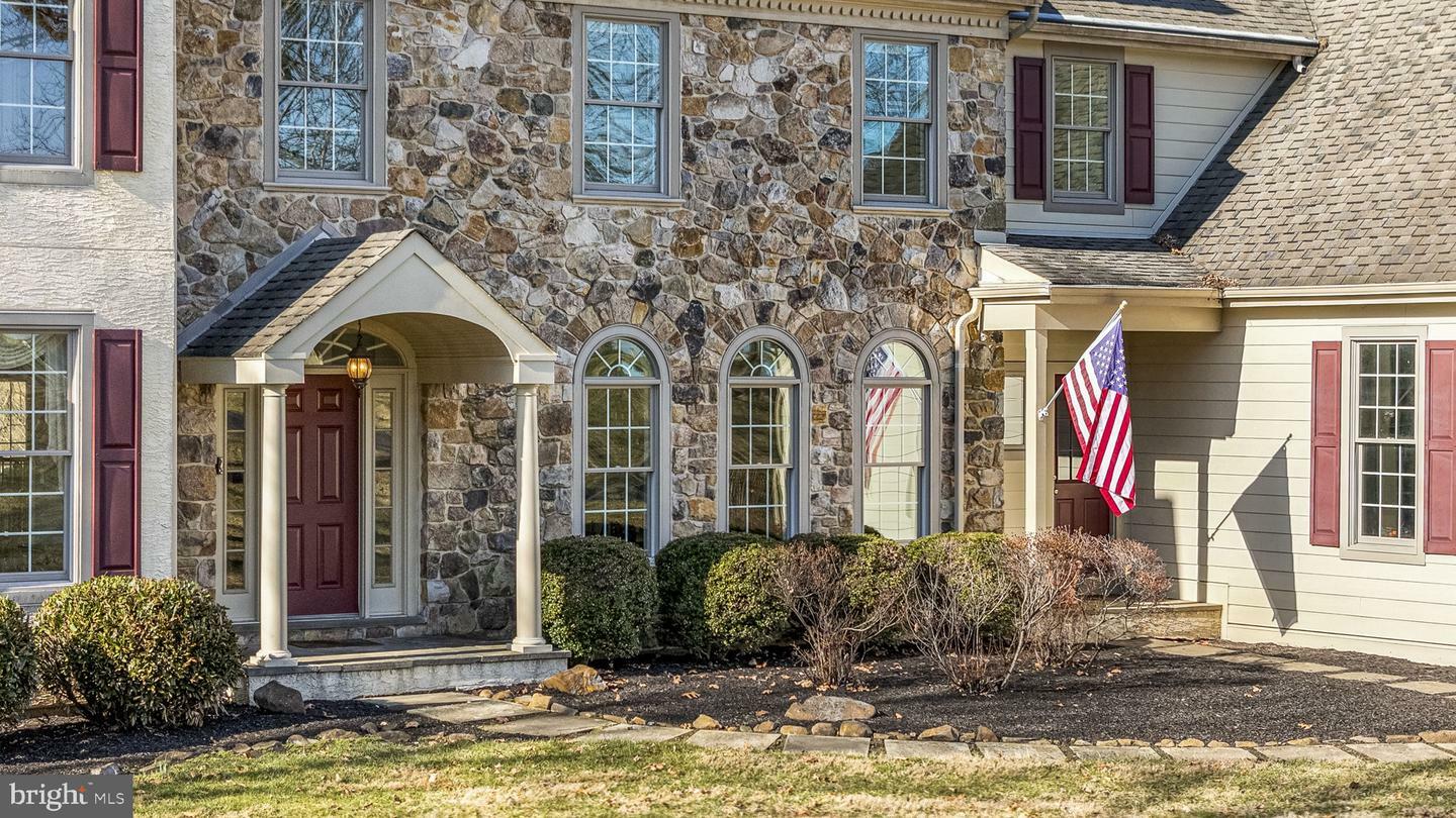Property Photo: 922 Copes Lane PA 19380