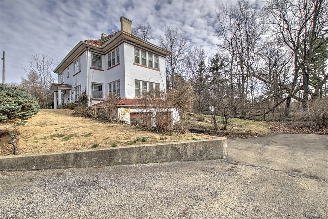Property Photo: 444 S Edward Street IL 62522